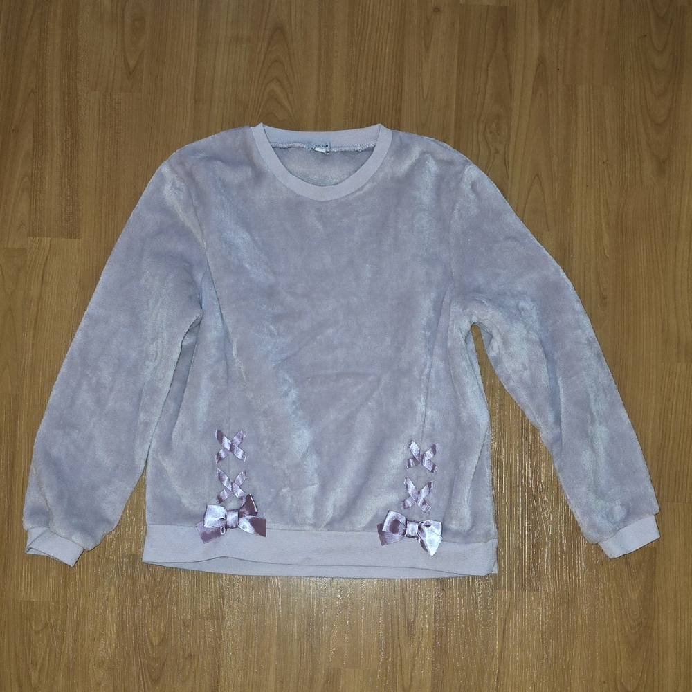 Lavender Fleece Sweatshirt with Bow Accents